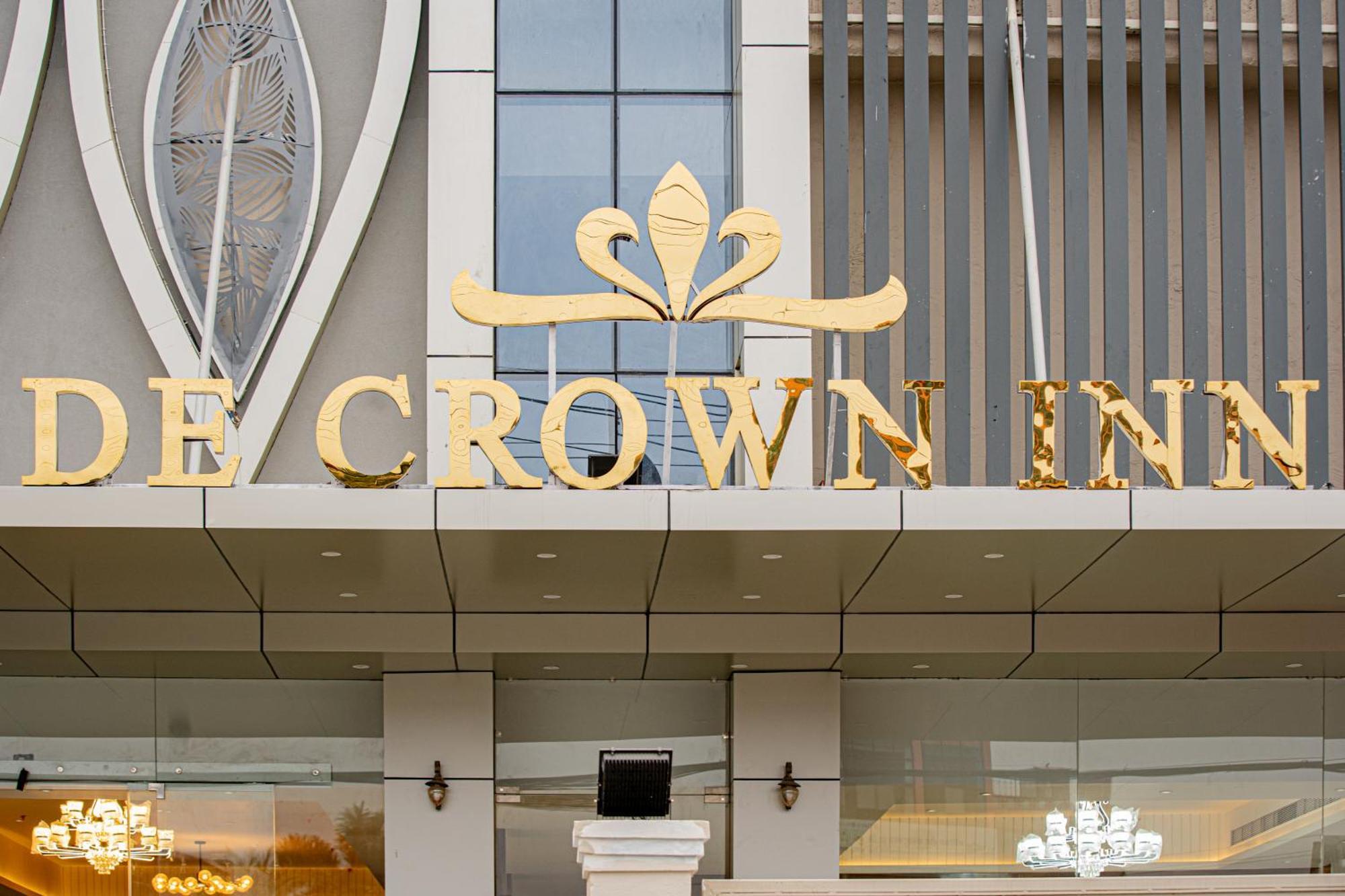 De Crown Inn Jogikuti Eksteriør bilde