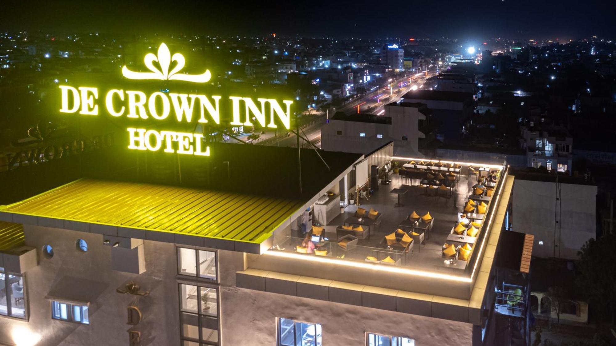 De Crown Inn Jogikuti Eksteriør bilde
